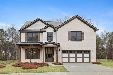 5936 Creek Indian Dr, Sugar Hill, GA 30518