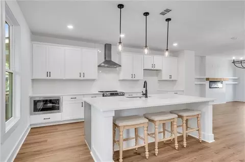 2739 Hallwood Ln, Suwanee, GA 30024