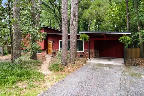 3439 Chestnut Dr, Atlanta, GA 30340