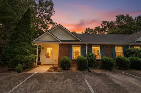 4012 Hidden Hollow Ter #A, Gainesville, GA 30506