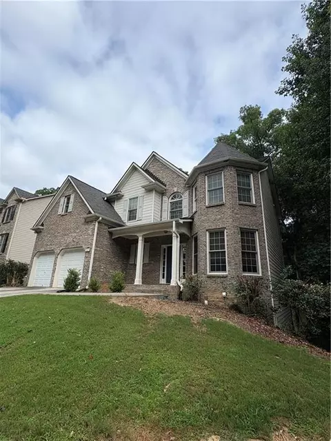 2470 Chandler Grove Dr, Buford, GA 30519