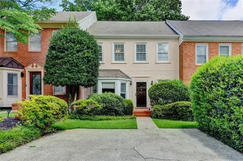1407 Old Virginia Ct SE, Marietta, GA 30067