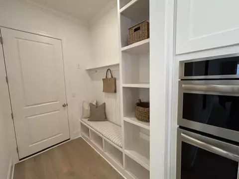 Entry Way - 433 Edgewater Chase, Canton, GA 30115 photo 3 of 3