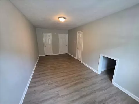 Bedroom - 6924 Biscayne Blvd, Rex, GA 30273 photo 6 of 6