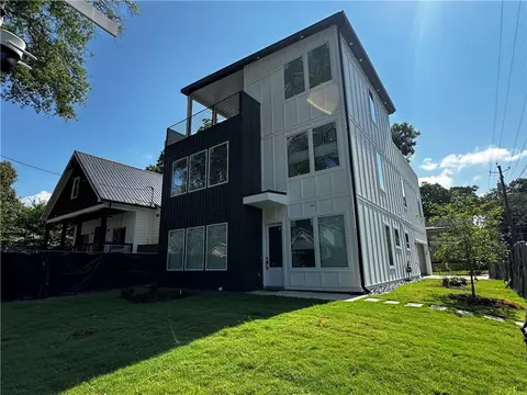 1064 Mcdaniel St SW, Atlanta, GA 30310