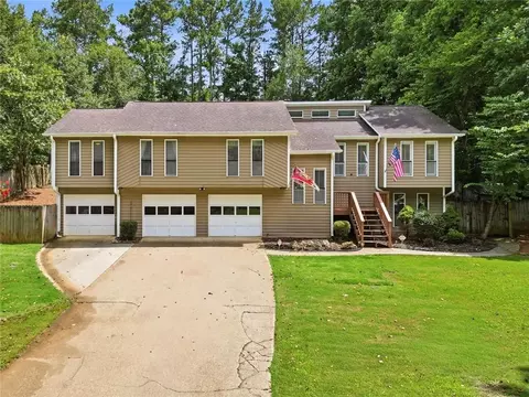 330 Sumter Dr NE, Marietta, GA 30066