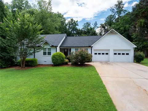 1020 Atherton Ln, Woodstock, GA 30189