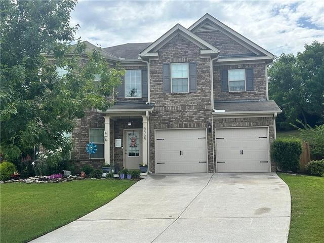 5565 Banner Blvd, Cumming, GA 30028