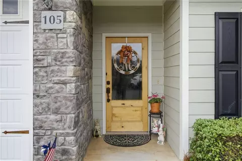 Entry Way - 105 Maplecrest Ln SE, Rome, GA 30161 photo 1 of 3