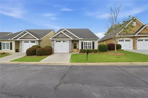 Exterior - 105 Maplecrest Ln SE, Rome, GA 30161 photo 2 of 4