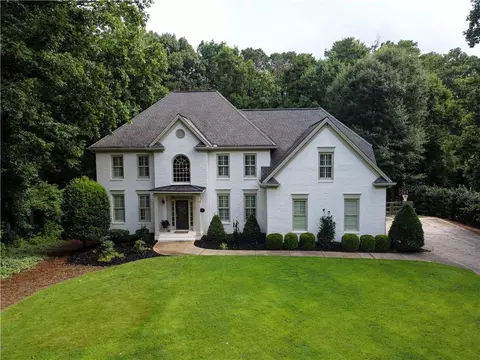1670 Highgrove Club Dr, Milton, GA 30004
