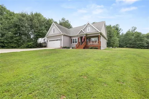 63 Pace Rd, Toccoa, GA 30577 photo 4