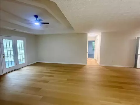 100 Chestnut Dr, Covington, GA 30016 photo 9