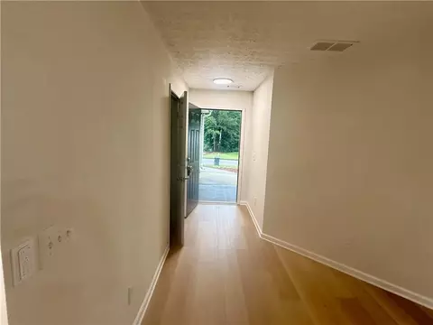 100 Chestnut Dr, Covington, GA 30016 photo 11