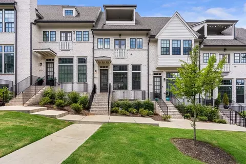 6767 Prelude Dr, Sandy Springs, GA 30328