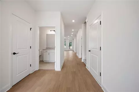 Entry Way - 106 Harmony Cir, Cartersville, GA 30120 photo 4 of 11