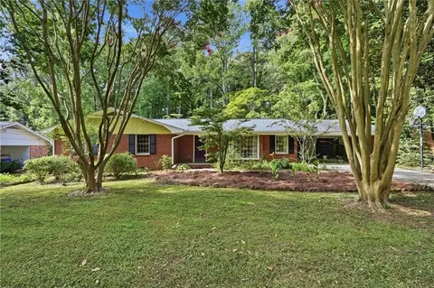 2713 Riderwood Dr, Decatur, GA 30033
