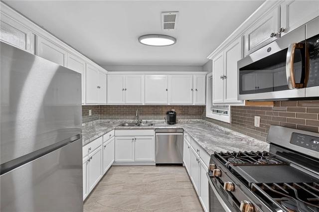 1632 Roanoke Pl SE, Marietta, GA 30067