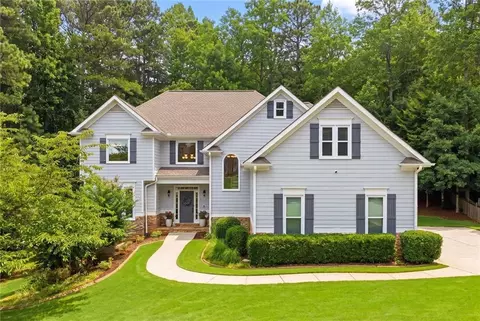 915 Sentry Ridge Xing, Suwanee, GA 30024