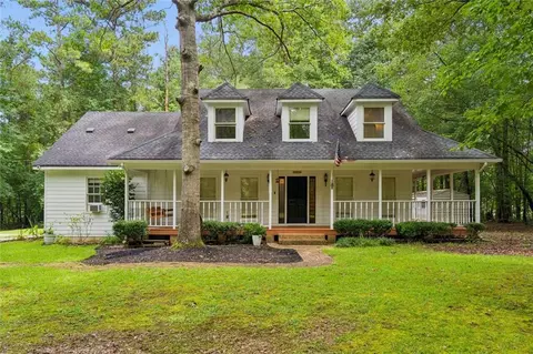 565 Stallsworth Rd, Mcdonough, GA 30252