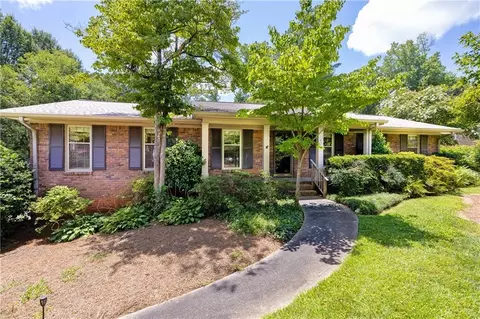 472 Highview Dr SE, Smyrna, GA 30082