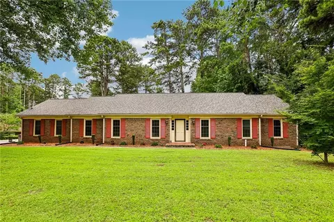 145 White Rd, Fayetteville, GA 30214