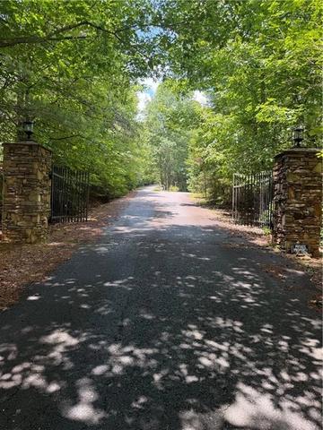 13 Pinnacle Ct, Blairsville, GA 30512