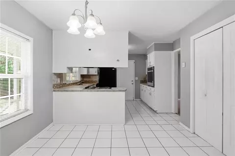 1614 Devon Ct, Stone Mountain, GA 30088 photo 15