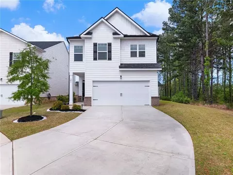 141 Gaston Ct, Hoschton, GA 30548