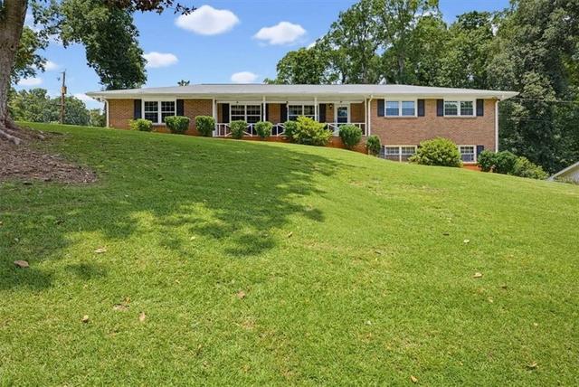 905 Hargett, Stone Mountain, GA 30083