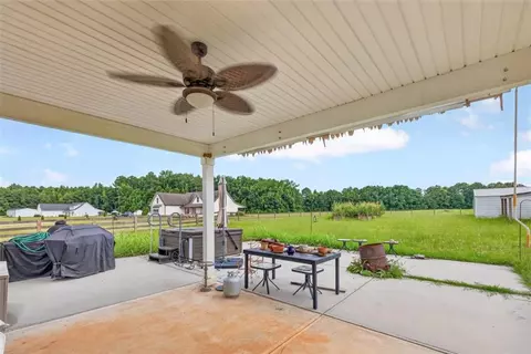 Exterior - 3670 Davis Academy Rd, Rutledge, GA 30663 photo 4 of 7