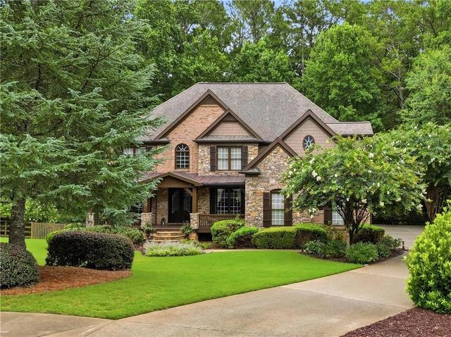 135 Laurel Ridge Dr, Alpharetta, GA 30004