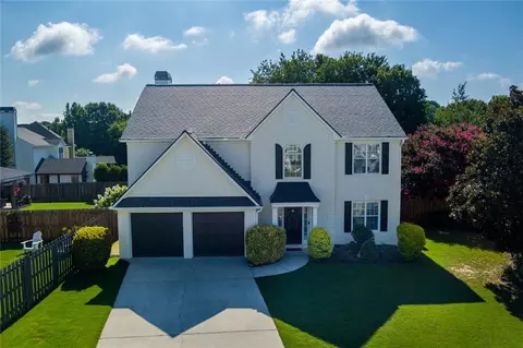 1015 Amber Leaf Ct, Roswell, GA 30076