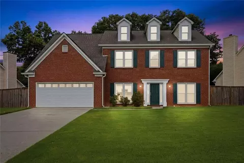 1660 Calvin Davis Cir, Lawrenceville, GA 30043
