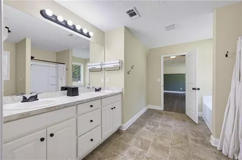 Entry Way - 2317 Matt Michell Ln, Monroe, GA 30655 photo 2 of 2