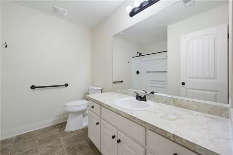 Bath - 2317 Matt Michell Ln, Monroe, GA 30655 photo 3 of 4