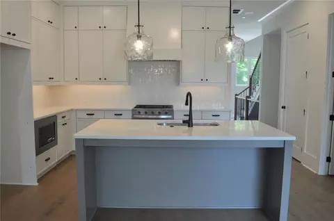 241 White St NW, Marietta, GA 30060