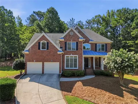 4204 Balmoral Glen Dr, Peachtree Corners, GA 30092