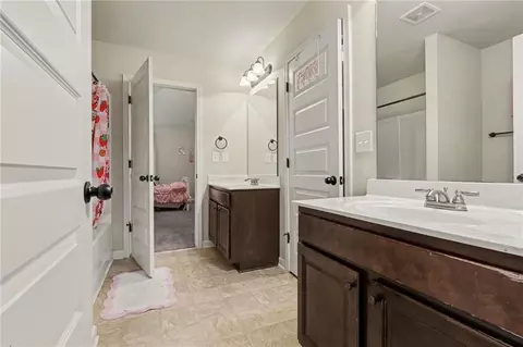 Entry Way - 20 Stream Glen Ct, Covington, GA 30016 photo 7 of 7