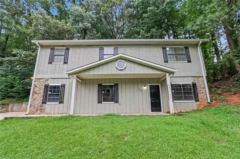 5487 Hall Cir, Union City, GA 30291
