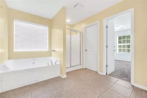 Entry Way - 60 Snapdragon Ln, Covington, GA 30014 photo 6 of 8