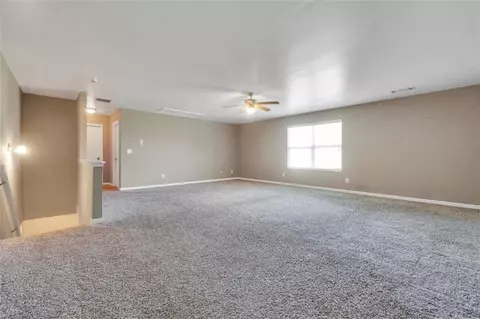 Living - 60 Snapdragon Ln, Covington, GA 30014 photo 16 of 19