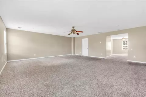 Living - 60 Snapdragon Ln, Covington, GA 30014 photo 14 of 19