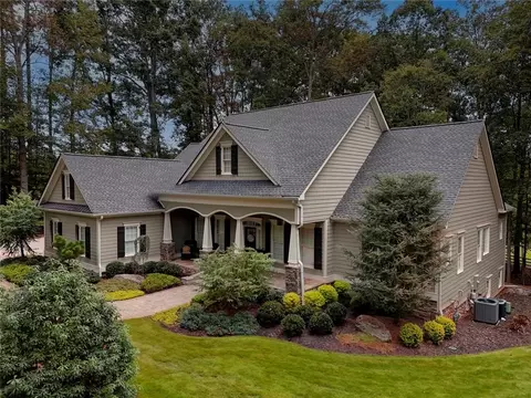 Exterior - 800 Beavers Rd, Canton, GA 30115 photo 4 of 15