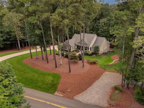 Exterior - 800 Beavers Rd, Canton, GA 30115 photo 2 of 15