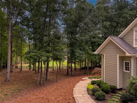 Exterior - 800 Beavers Rd, Canton, GA 30115 photo 10 of 15