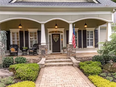 Exterior - 800 Beavers Rd, Canton, GA 30115 photo 7 of 15