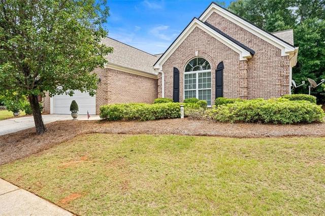 311 Crossroads Dr, Social Circle, GA 30025