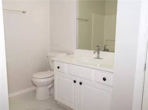 Bath - 1860 Pinehurst View Dr, Grayson, GA 30017 photo 1 of 6