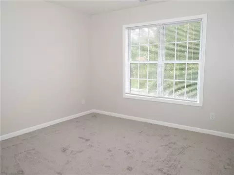 Bedroom - 1860 Pinehurst View Dr, Grayson, GA 30017 photo 5 of 6